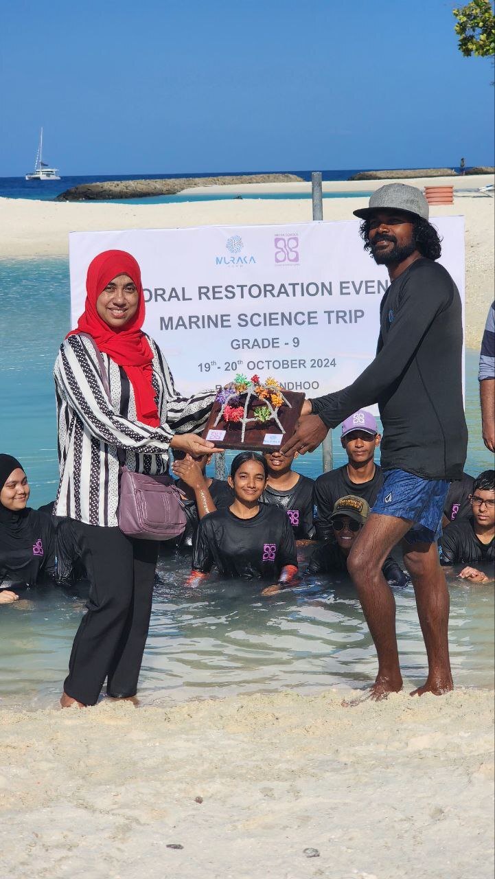 Hiriya School and Muraka Farm representatives during the Marine Science Study Camp